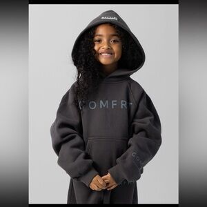 NEW Comfrt Tranquil Kids Hoodie Charcoal Size Large